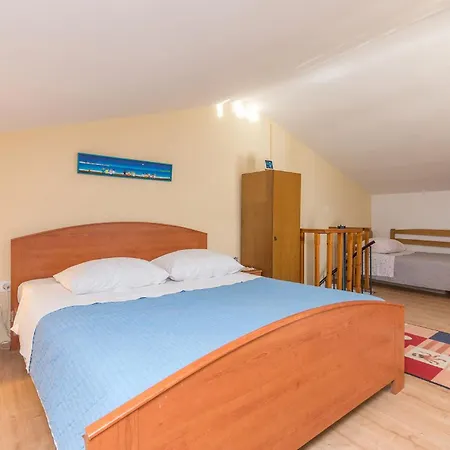 Casa de Férias House Lady Anna Pašman